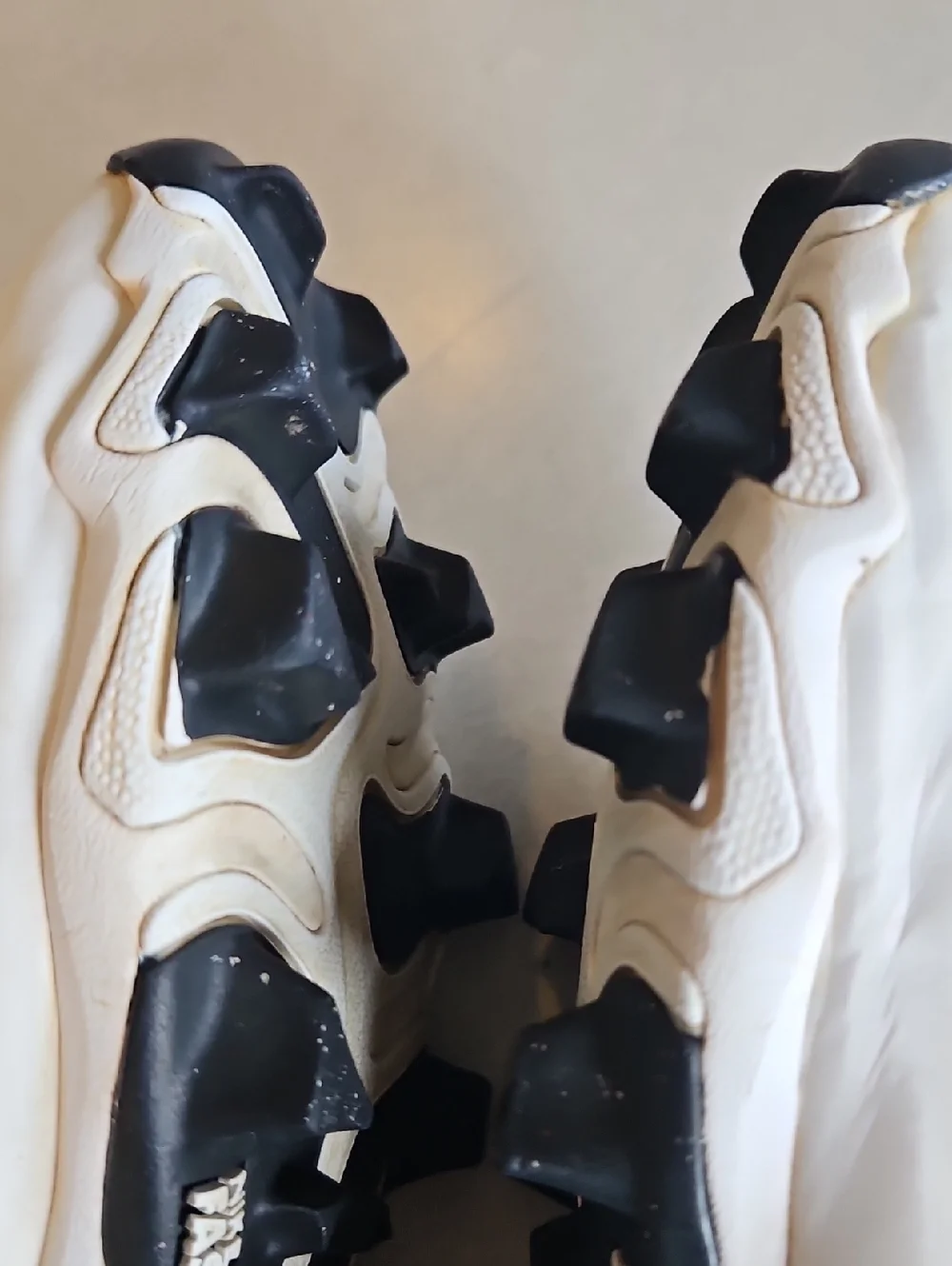 Nike Baseball Cleats - Picture 9 of 16